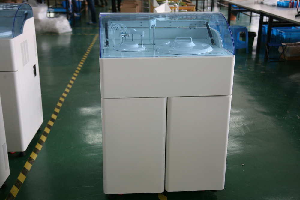 Equipos de an&aacute;lisis de laboratorio para instalaciones medianas.